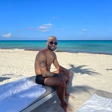 Bruno tabata is a 23 years old (as of july 2021) professional footballer from brazil. Bruno Tabata Brunotabata Twitter
