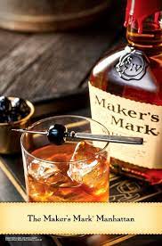 Maker S Mark Manhattan Cocktail Gincocktails Manhattan Cocktail Christmas Drinks Yummy Drinks