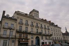 Hotel Du Belvedere A Saumur En 2020 Saumur Belvedere Maine Et Loire