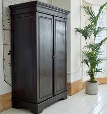 Newvy curio lemari pajang kaca kunci 8 tingkat. 30 Desain Lemari Pakaian 2 Pintu Minimalis Terbaru 2021 Rumahpedia