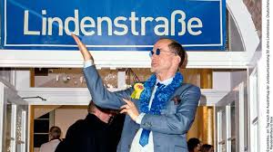 Ein großer shock für den schauspieler. Georg Uecker Aus Der Lindenstrasse In Meinem Korper War Atomkrieg Stern De