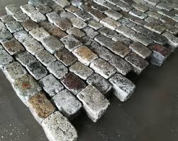 Vieux Paves De Rue En Granit Format 20 X 15 Cm Bca Materiaux Anciens Pave De Rue Granit Coin Cafe Cuisine