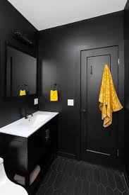 Modern bathroom design ideas include large windows, stone and wood structural and decorating elements that connect contemporary bathroom decor to the nature and. Black Modern Bathroom Industrial Badezimmer New York Von Ward 5 Design