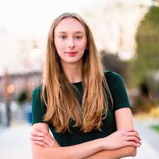 Ted & Holly Rollins Scholarship Organization awards Spring 2023 scholarship 