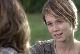 A Favorita: Flora se aproxima de Lara em excursão e evita tragédia na vida  da filha