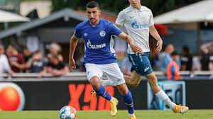 Schalke 04 spielt am 14. Nassim Boujellab Spielt 2021 2022 Fur Den Fc Ingolstadt 04 Schalke 04