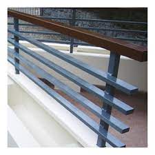 Los balcones de casas son espacios que pueden estar sobresaliendo de una fachada o incluidos en ella, siempre abiertos al exterior y protegidos por barandales. Balcones Modernos Barandales Para Casa Exterior Novocom Top