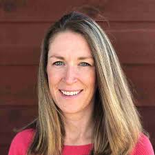 Melanie Timmons's Instagram, Twitter & Facebook