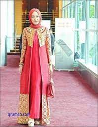 Hal ini telah menjadi trend tuk dipakai oleh bermacam masyarakat di indonesia baik itu tuk ke kampus ataupun kerja bahkan jalan jalan. 32 Model Baju Lebaran Dian Pelangi Casual Elegan Terbaru Pakaian Wanita Wanita Baju Muslim