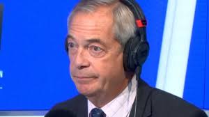 UK weather: Freezing fog moves in over west London