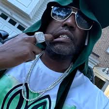 Sidesidepiece (@sidesidepiece.bsky.social) | Keik