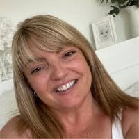 20+ "Sarah Staples" profiles