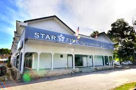 Des lieux à voir, des rues à explorer et des expériences emblématiques. Star Five Duty Free Home Facebook
