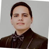 600+ perfiles de «Loya»