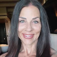 Sandra Britton (@sandrasuebritton) • Instagram photos and videos