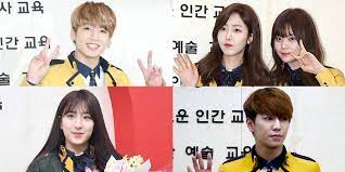 Gfriend's sinb, seventeen's seungkwan, astro's moonbin, actress/former the ark . Allkpop Auf Twitter 98 Line Idols Say Goodbye To High School At School Of Performing Arts Seoul Graduation Https T Co 2hsng5ifvt
