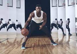 The latest stats, facts, news and notes on zion williamson of the new orleans. Zion Williamson Prasentiert Den Air Jordan 34 Xxxiv Everysize Blog