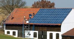 Beneficiarul finanțării este obligat să acopere diferența de 10%. pentru a putea beneficia de banii de la stat, solicitantul trebuie să îndeplinească anumite condiții. Programul Fotovoltaice Pentru GospodÄƒrii Izolate Cererile De FinanÈ›are Pentru Panouri Solare Se Pot Depune PanÄƒ In 31 Ianuarie Alba24