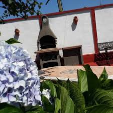 With outdoor garden, tables, hammock, swing, barbecue. Casa Rural El Perlindango Cudillero Asturias