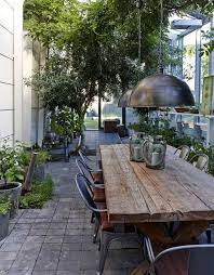 la table de salle a manger en 68 variantes archzine fr backyard patio outdoor patio