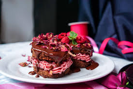 Einer hobbybäckerin mit großem herz und der leidenschaft zum „backen. Veganer Rosen Schoko Herzkuchen Fur Zwei Naturita By Margarita