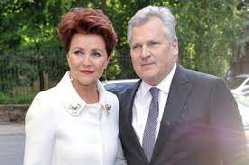 W polsce to imię używane jest od xiii w., początkowo w formie jolenta. Jolanta Kwasniewska Kobieta Pl