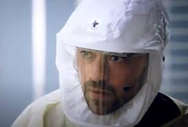 Grey's anatomy staffel 17 startete offiziell im amerikanischen fernsehen. Grey S Anatomy Recap Season 17 Episode 1 2 Meredith Sees Spoiler Tvline