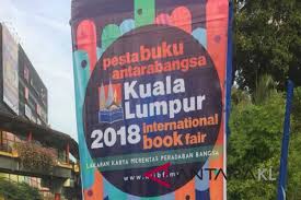 0 ratings0% found this document useful (0 votes). Semarak Penulis Dan Penerbit Indonesia Di Klbif Pameran Buku Terbesar Di Asean Antara News