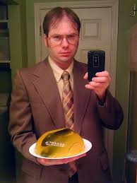 23 Funny And Creative Halloween Costumes Cool Halloween Costumes Work Appropriate Halloween Costumes Office Halloween Costumes