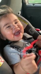 Kelly Hartwig's Instagram, Twitter & Facebook