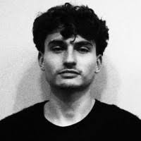 2100+ profils pour “Arthur”