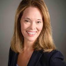 Renee Thurber's Instagram, Twitter & Facebook