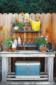 Decorated garden gives some extra energy. 10 Vintage Garden Decor Ideas Cottage Style Decorating Renovating And Entertaining Ideas For Indoors And Out