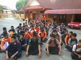 Address km 3 jalan titi 71600 kuala klawang negeri sembilan 71600 malaysia. Asrama Sm Vokasional Kuala Krai Home Facebook
