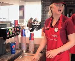 More than 300 onlyfans creators reportedly earn at least $1 million annually, while 16,000. Ljb5y6we2e2qpm