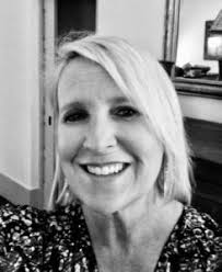 Wendy Mower's Instagram, Twitter & Facebook