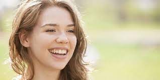 10 Ways To Be Beautiful Without Makeup Makeup Face Makeup Remover Without Makeup Beauty