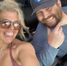 Does Sammy's car wash get the undercarriage of your car clean?