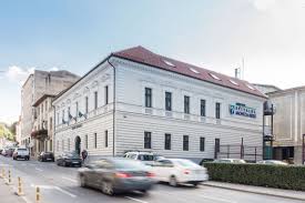 Centrul medical promedis cluj oferă consultații de cardiologie și investigații de specialitate, atât pentru copii, cât și pentru adulți, în vederea diagnosticării, tratării și prevenirii bolilor cardiovasculare. Monza Ares Hospital Cluj Napoca Dico Tiganas Birou De Proiectare Architecture And Engineering Cluj Napoca Romania