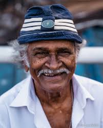 Hi Guys! We arrived 2 weeks ago and the beauty of Sri Lanka is just insane!  Such a paradise :)) Let me show You some impressions 🤍 We are planning to  stay