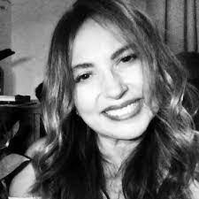 Stephanie Geise's Instagram, Twitter & Facebook