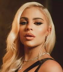 Deixa Eu Viver (part. Mari Fernandez)