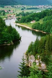Its current path is mostly the product of the congress of vienna of 1815, with the accession of geneva, neuchâtel, and valais to the swiss confederation, but it has since been modified in detail, the last time being in 2002. Pin On Wander