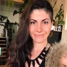 Tracy Urban's Instagram, Twitter & Facebook