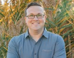 Lewis Barr's Instagram, Twitter & Facebook