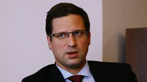 See more of gulyás gergely on facebook. Gulyas Gergely Pontosan Tudjuk Kik A Szovetsegeseink Magyar Nemzet
