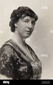 Mrs lillian hi-res stock photography and images