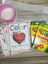 Valentine's day or valentine's day is a wonderful holiday. Printable Valentines Day Card Make Your Own Crayons Gift Pack Saving You Dinero