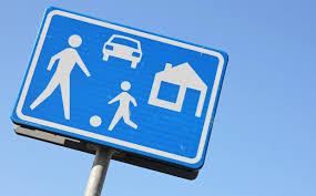 Verkehrsberuhigter Bereich Auch Fahrrader Mussen In Schrittgeschwindigkeit Fahren