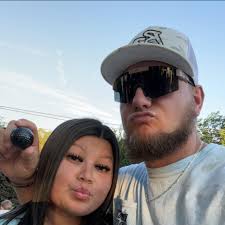 Teams looking for players in 5'3" area?